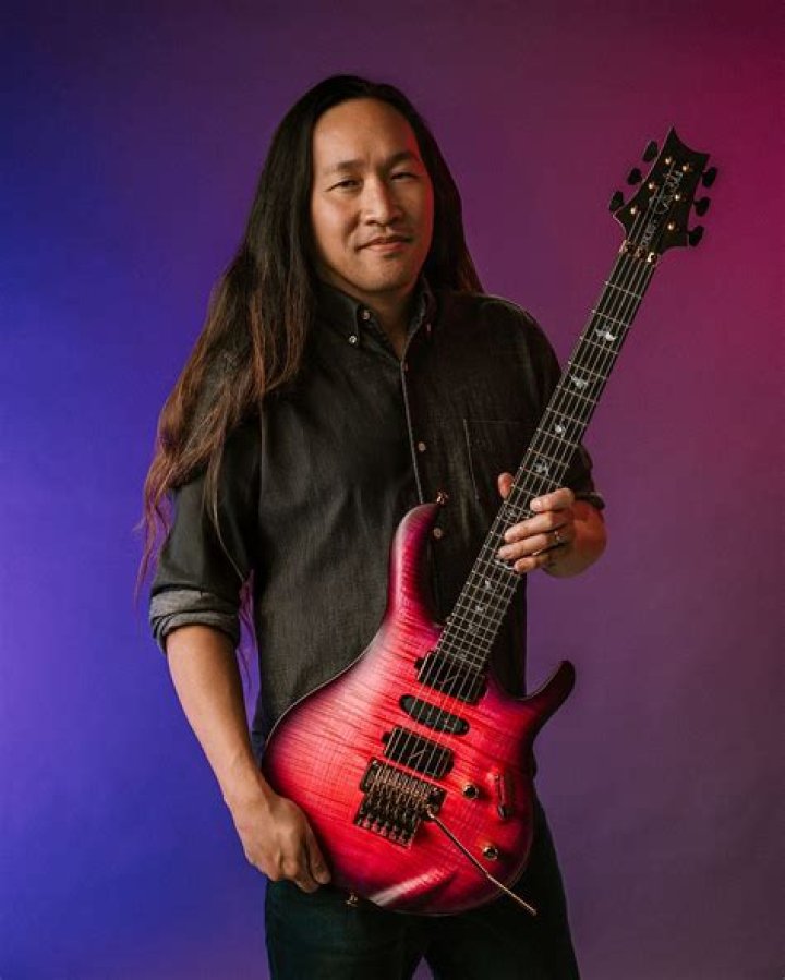 Herman Li biografía, edad, altura, esposo, net worth, familia