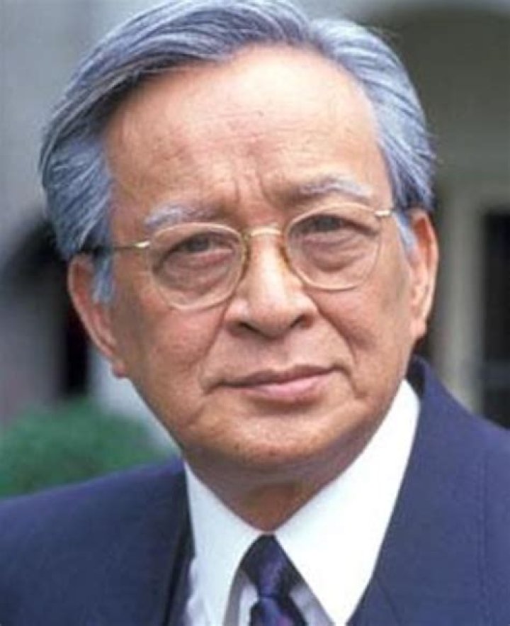 Hoi-San Kwan Biography, Age, Height, Wife, Net Worth, Family