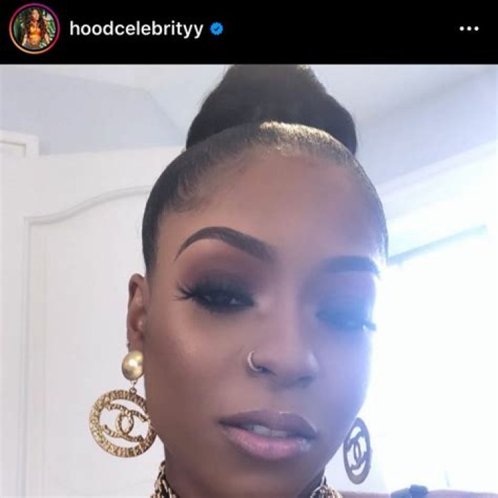 HoodCelebrityy biografía, edad, altura, esposa, net worth, familia