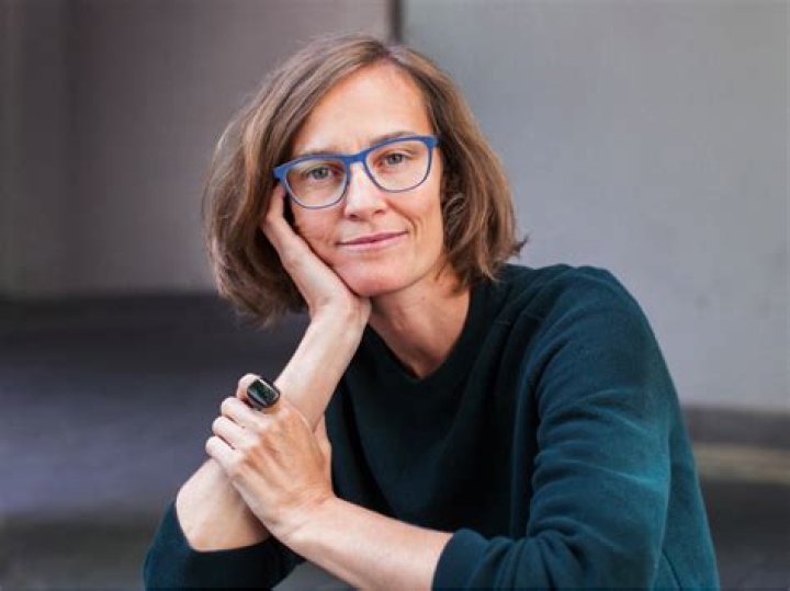 Ida Tin Biography, Age, Height, Husband, Net Worth, Family