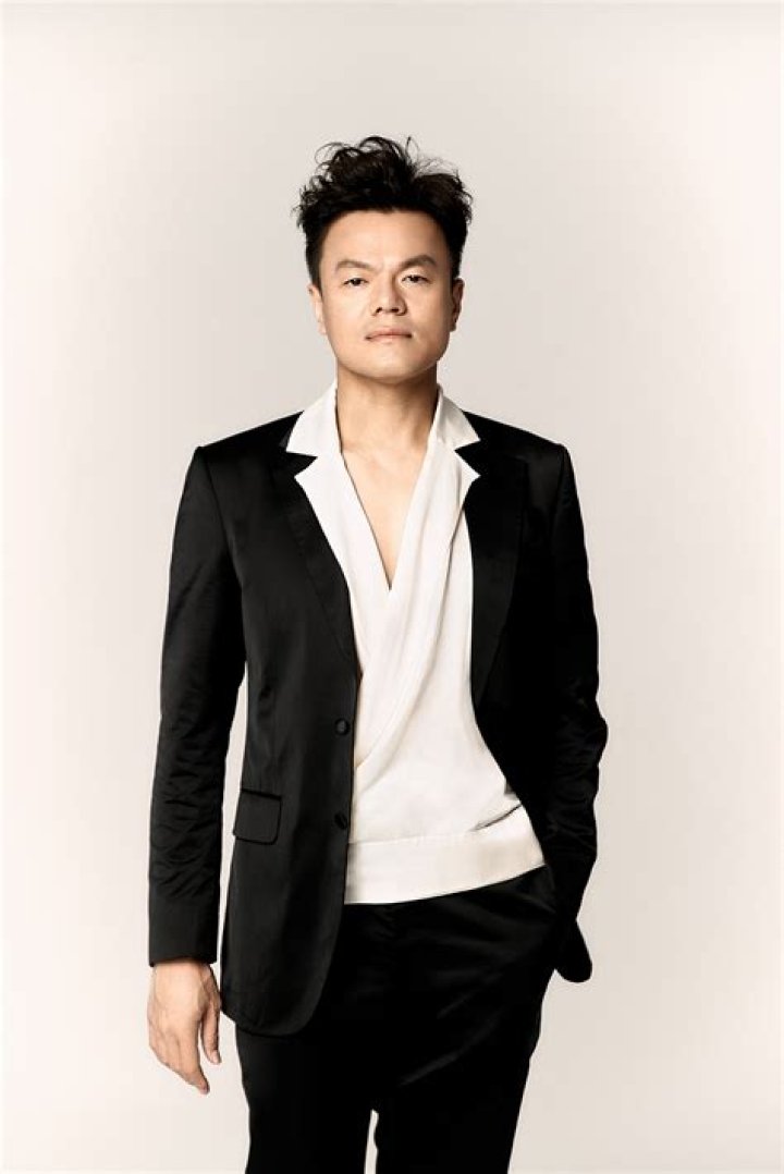J. Y. Park biografía, edad, altura, esposo, net worth, familia