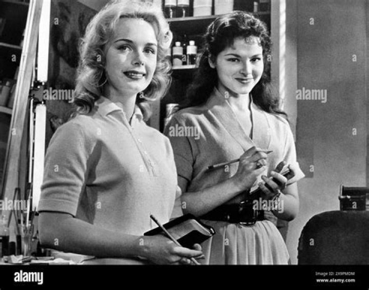 Jaclyn Hellman Biography, Age, Height, Husband, Net Worth, Family