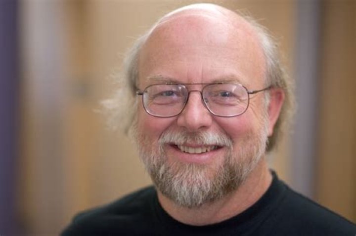 James Gosling biografía, edad, altura, esposo, net worth, familia