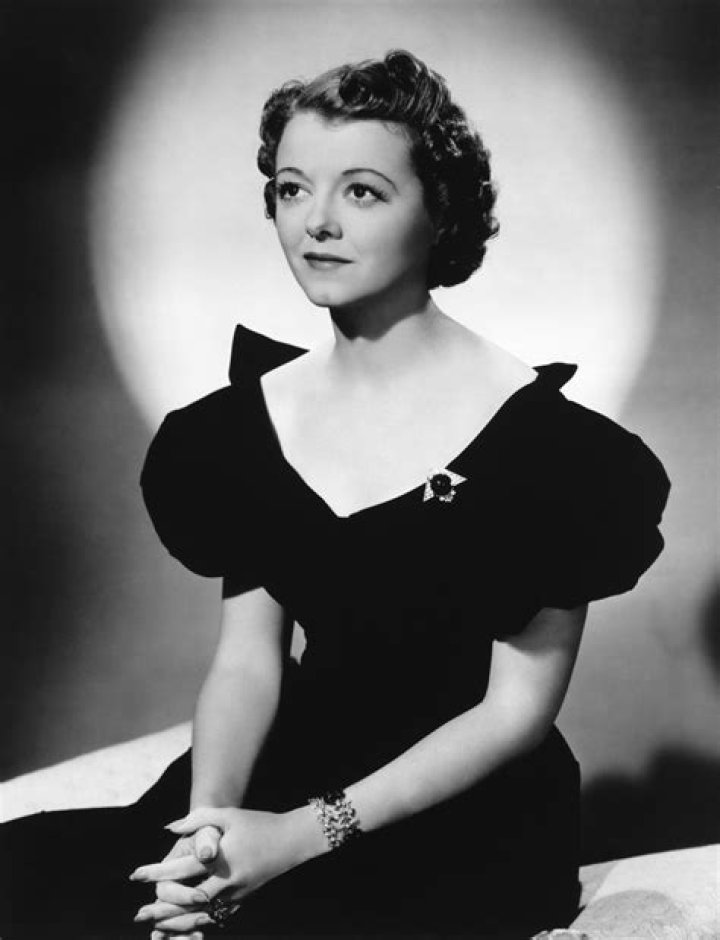 Janet Gaynor biografía, edad, altura, esposa, net worth, familia