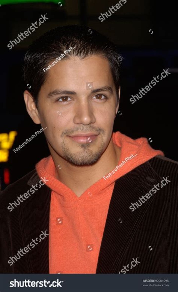 Jay Hernandez Biography, Age, Height, Wife, Net Worth, Family
