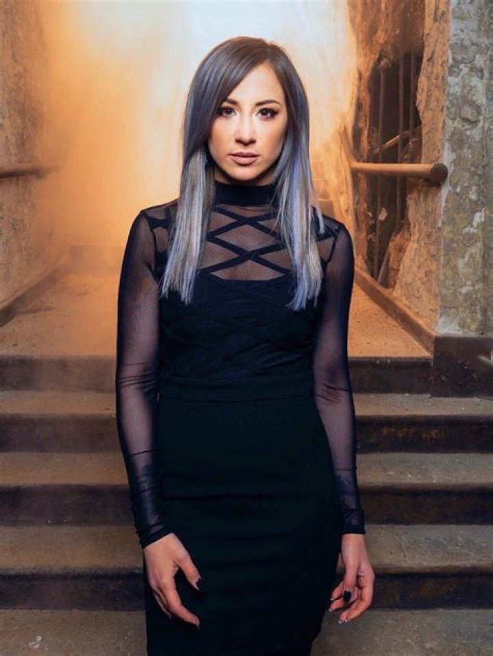 Jen Ledger Biography, Age, Height, Husband, Net Worth, Family