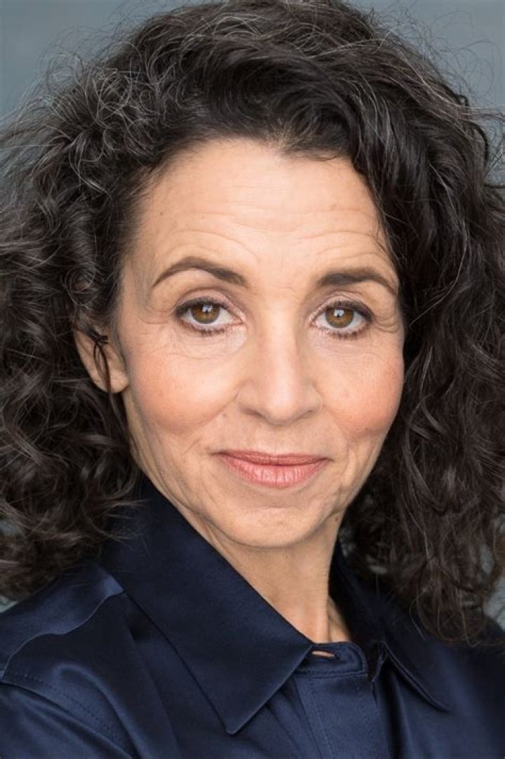 Jennie Fahn Biography, Age, Height, Husband, Net Worth, Family