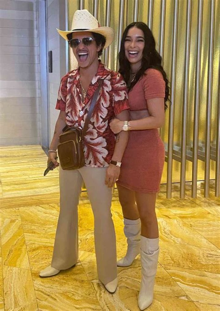 Jessica Caban Biography, Age, Height, Husband, Net Worth, Family