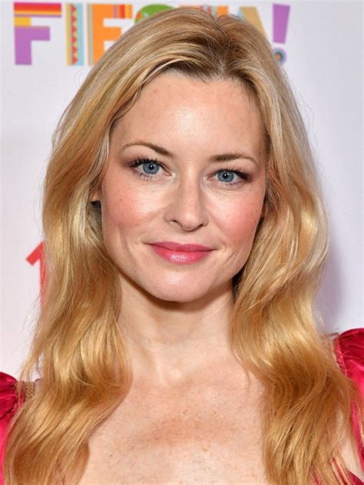 Jessica Morris biografía, edad, altura, esposa, net worth, familia