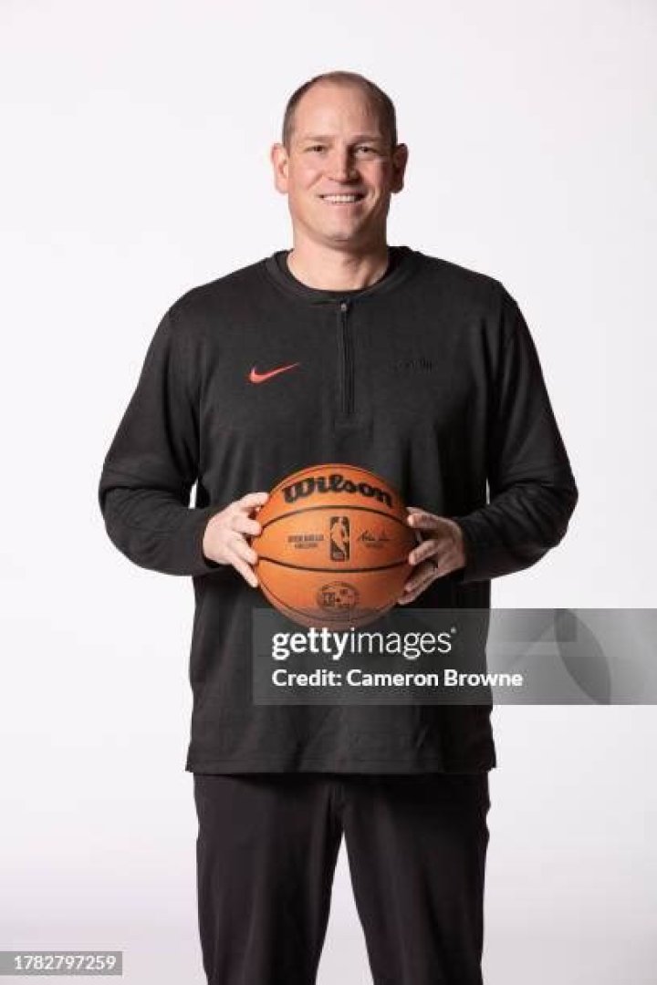 Jim Moran Biography, Age, Height, Wife, Net Worth, Family