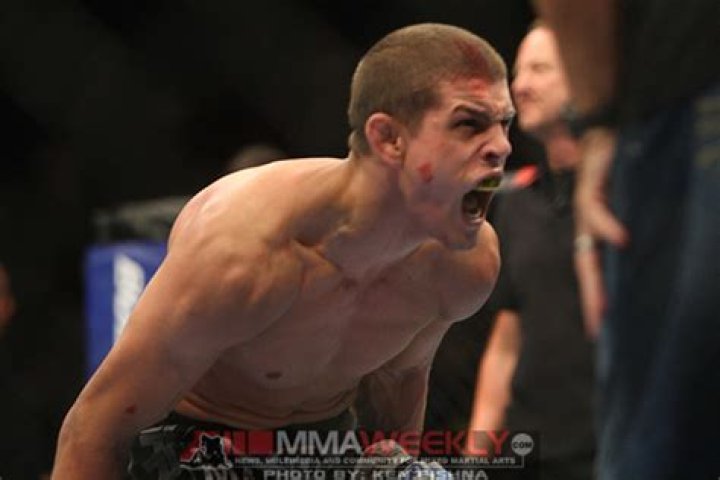 Joe Lauzon Biography, Age, Height, Wife, Net Worth, Family