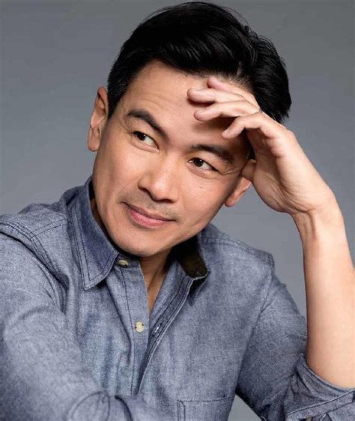 Joel de la Fuente Biography, Age, Height, Wife, Net Worth, Family