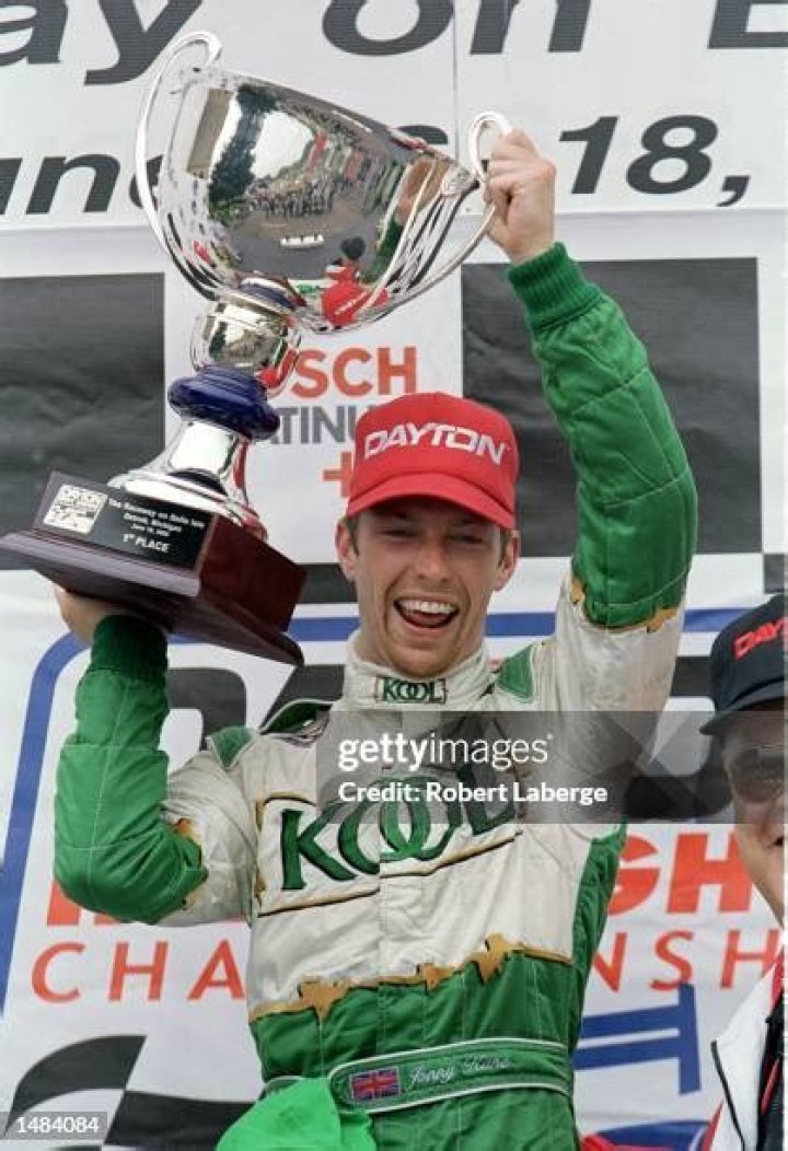 Jonny Kane Biography, Age, Height, Wife, Net Worth, Family