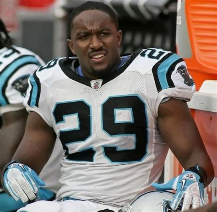 Jordan Pugh Biography, Age, Height, Wife, Net Worth, Family