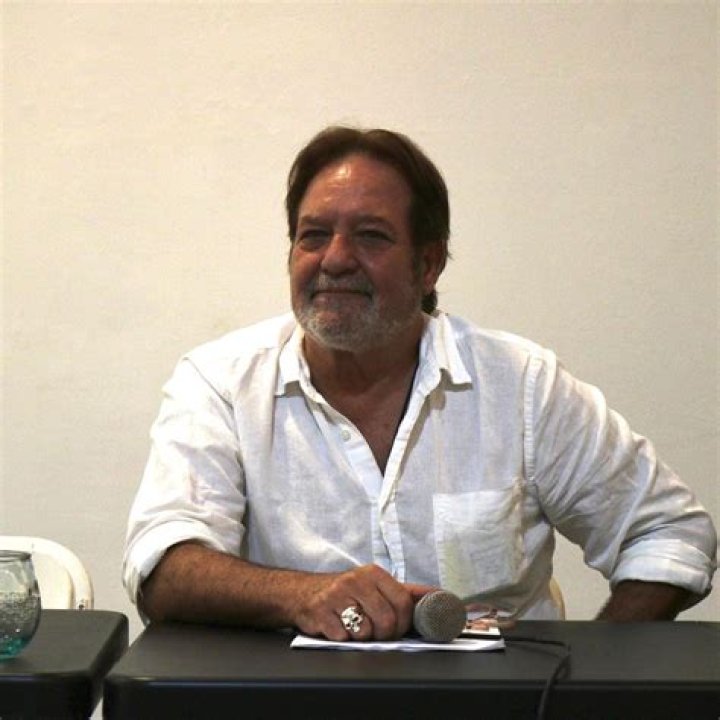 Jorge Perugorría Biography, Age, Height, Wife, Net Worth, Family