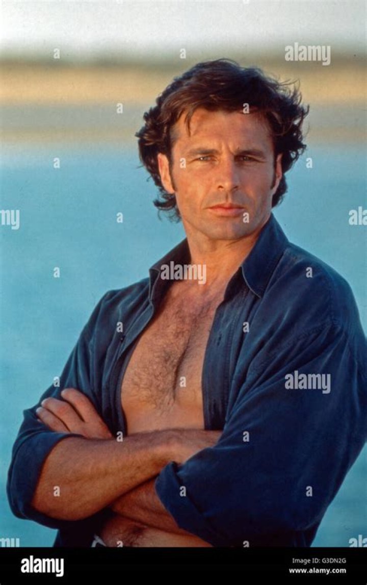 Joss McWilliam Biography, Age, Height, Wife, Net Worth, Family