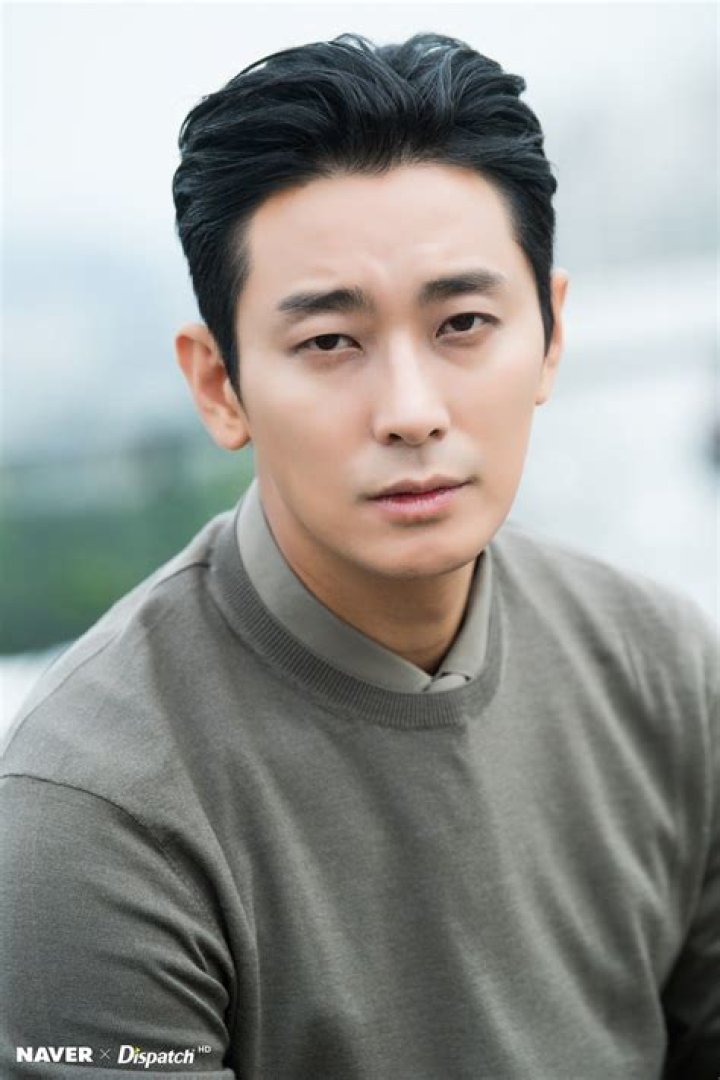 Ju Ji-hoon Biography, Age, Height, Wife, Net Worth, Family