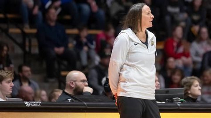 Katie Gearlds Biography, Age, Height, Husband, Net Worth, Family