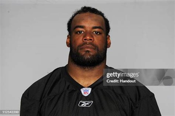 Keyaron Fox Biography, Age, Height, Wife, Net Worth, Family