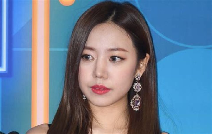 Kim Nam-joo Biography, Age, Height, Husband, Net Worth, Family