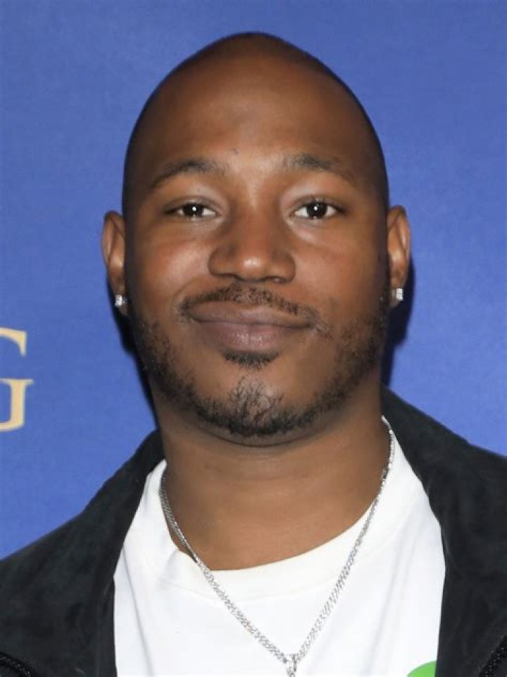 Kris D. Lofton Biography, Age, Height, Wife, Net Worth, Family