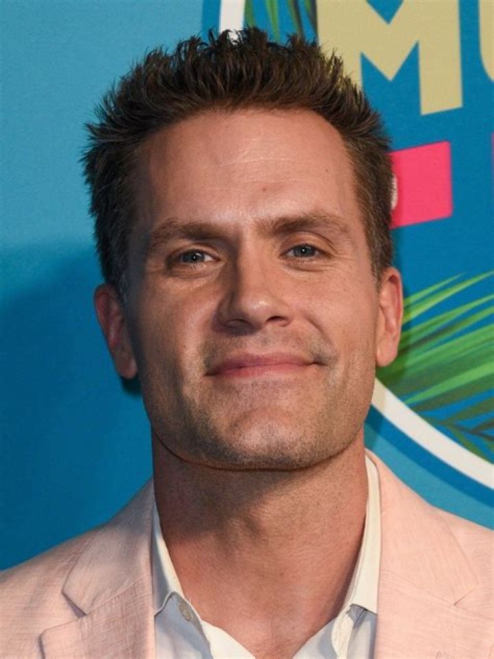 Kyle Brandt Biography, Age, Height, Wife, Net Worth, Family
