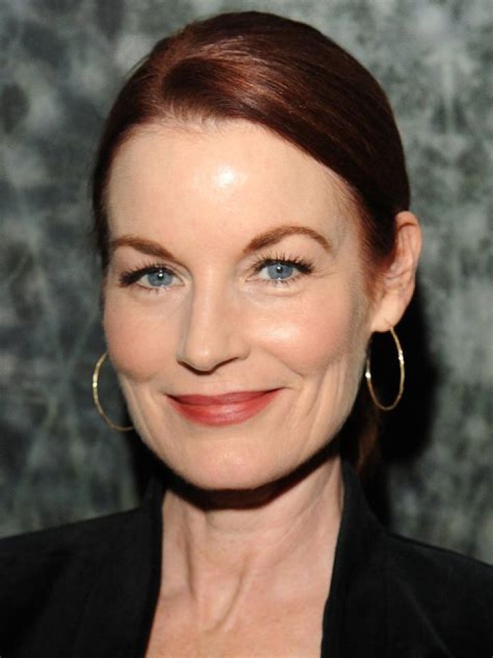 Laura Leighton Biography, Age, Height, Husband, Net Worth, Family