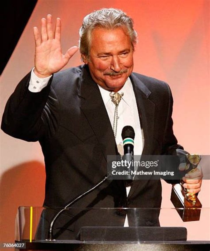 Lee Horsley Biography, Age, Height, Wife, Net Worth, Family