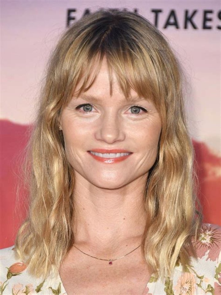 Lindsay Pulsipher Biography, Age, Height, Husband, Net Worth, Family