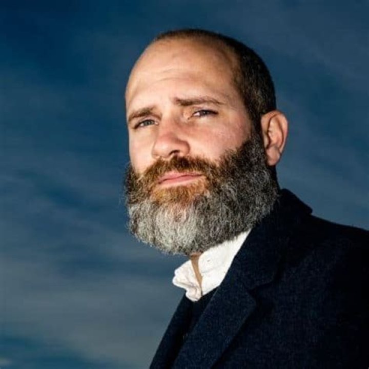 Macer Gifford Biography, Age, Height, Wife, Net Worth, Family