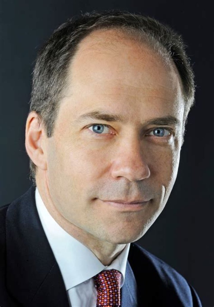 Marcus Brauchli biografía, edad, altura, esposo, net worth, familia