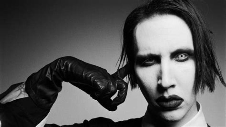 Marilyn Manson Biography, Age, Height, Wife, Net Worth, Family