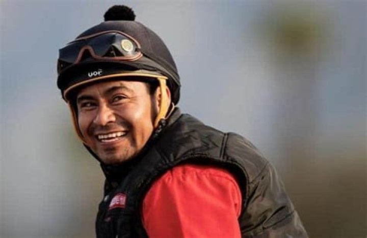 Martin Garcia Biography, Age, Height, Wife, Net Worth, Family