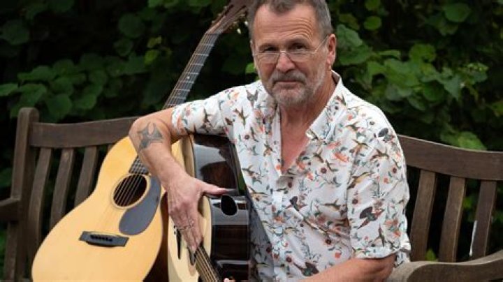 Martin Simpson Biography, Age, Height, Wife, Net Worth, Family