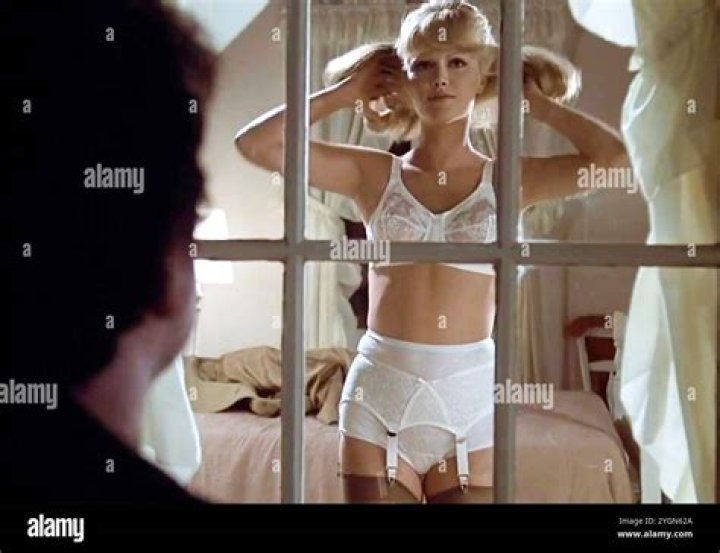 Mary Louise Weller Biography, Age, Height, Husband, Net Worth, Family