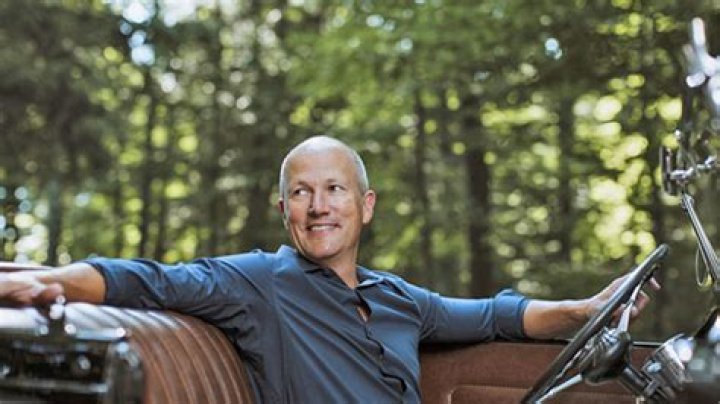 McKeel Hagerty biografía, edad, altura, esposo, net worth, familia