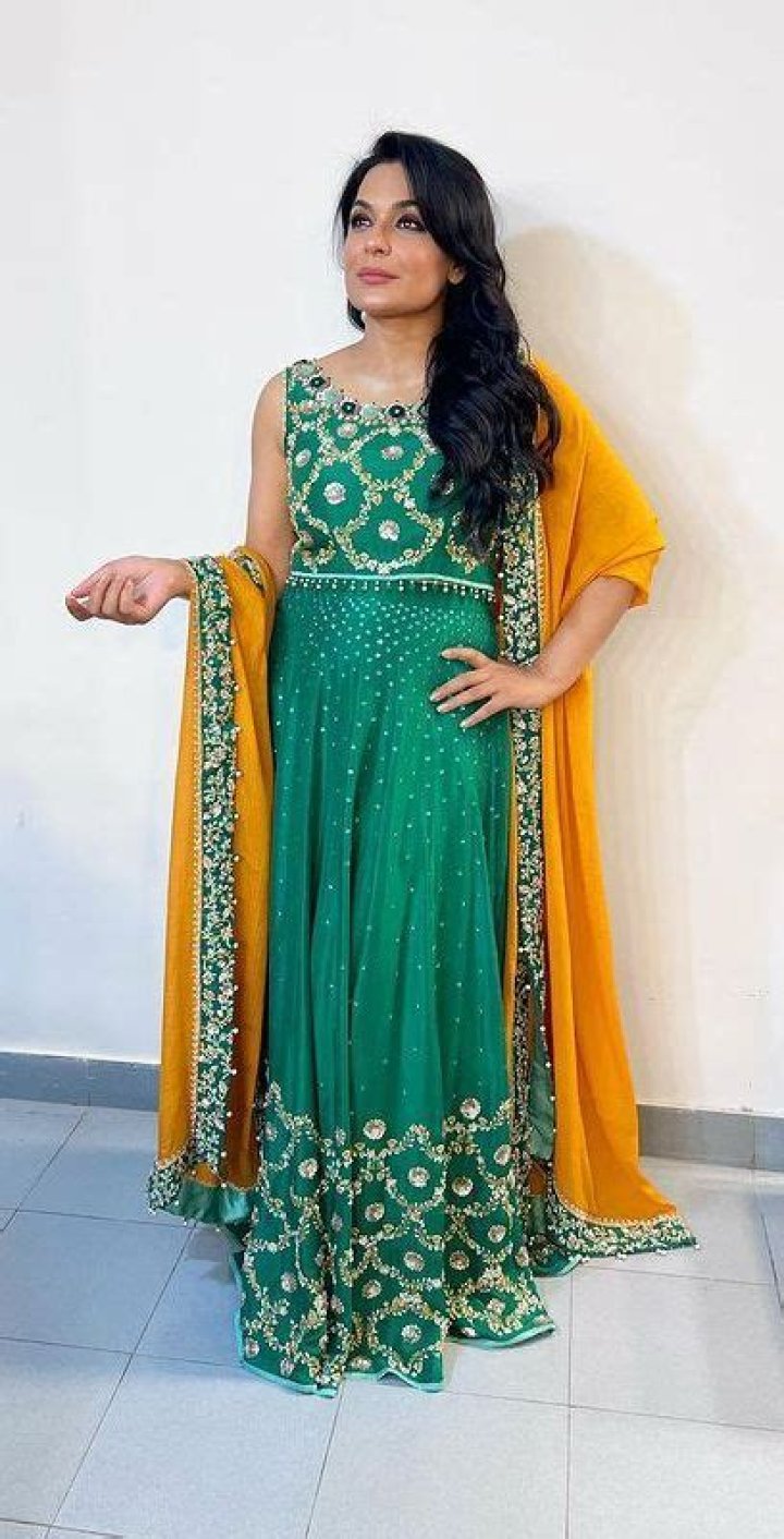 Meera Biography, Age, Height, Husband, Net Worth, Family