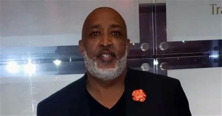 Mel Bratton Biography, Age, Height, Wife, Net Worth, Family