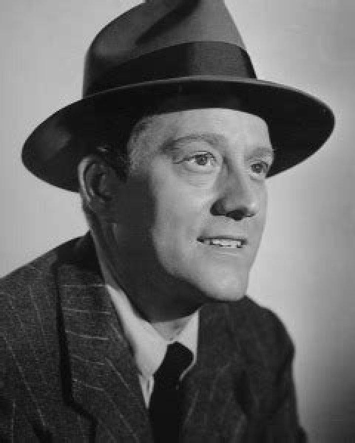 Michael O'Shea (actor) Biography, Age, Height, Wife, Net Worth and Family