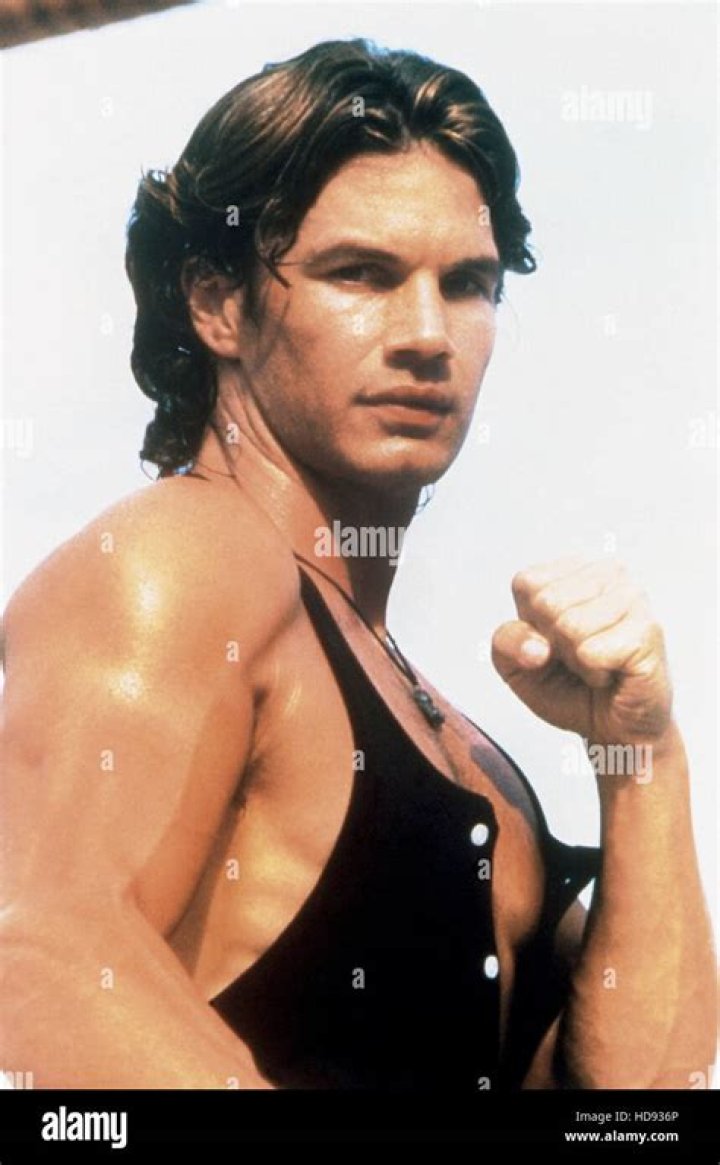 Michael Worth Biography, Age, Height, Wife, Net Worth, Family