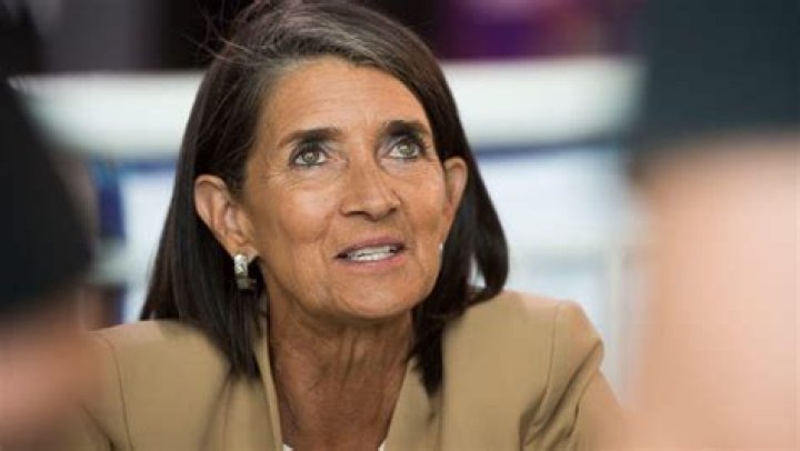 Mickie DeMoss Biography, Age, Height, Husband, Net Worth, Family