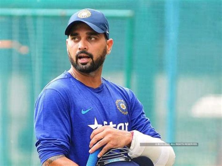 Murali Vijay Biography, Age, Height, Wife, Net Worth, Family