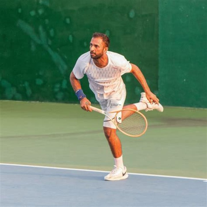 Muzammil Murtaza Biography, Age, Height, Wife, Net Worth, Family