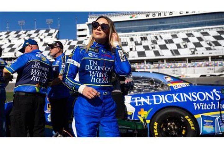 Natalie Decker Biography, Age, Height, Husband, Net Worth, Family