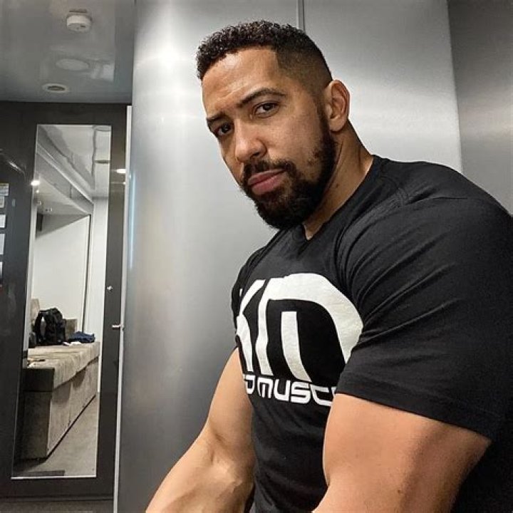 Neil Brown Jr. Biography, Age, Height, Wife, Net Worth, Family