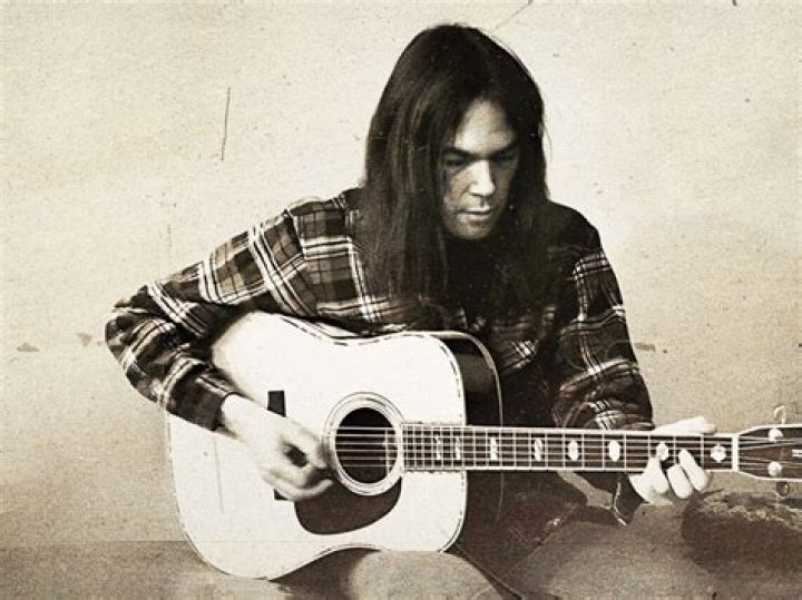 Neil Young Biography, Age, Height, Wife, Net Worth, Family