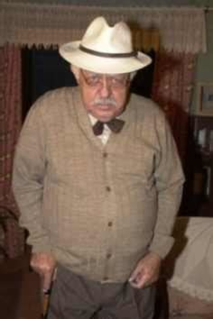 Newton Martins Biography, Age, Height, Wife, Net Worth, Family