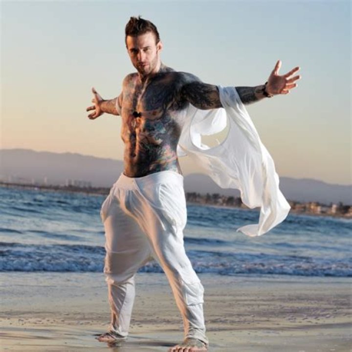 Nick Hawk Biography, Age, Height, Wife, Net Worth, Family