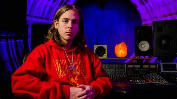 Nick Mira biografía, edad, altura, esposo, net worth, familia