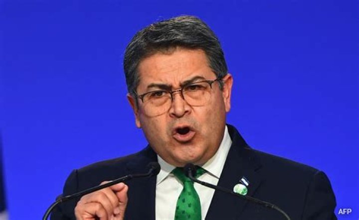 Orlando Hernández Biography, Age, Height, Wife, Net Worth, Family